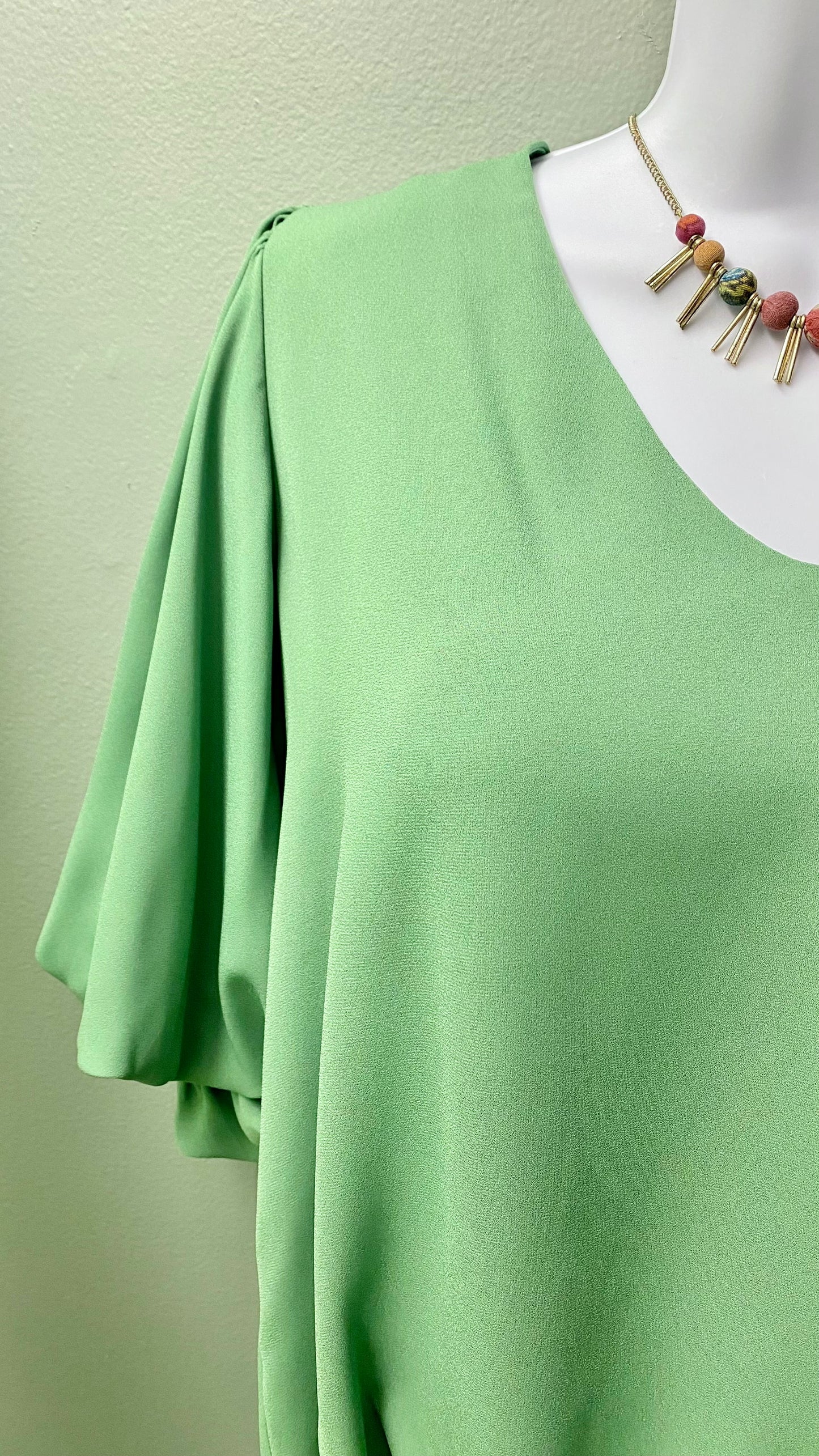 Karen Kane Green Puff Sleeve Top