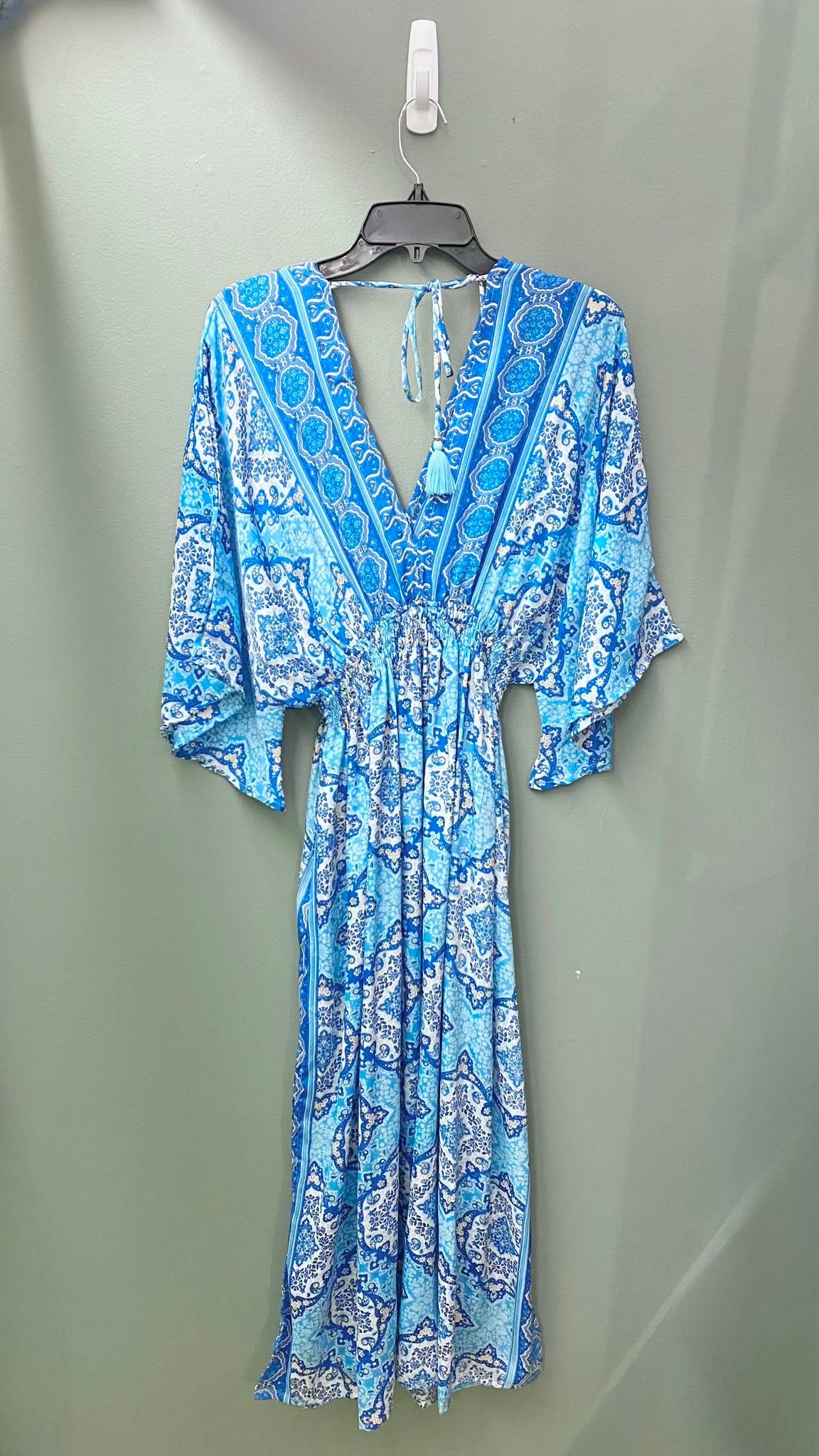 Paani Flutter Sleeve Maxi Dress