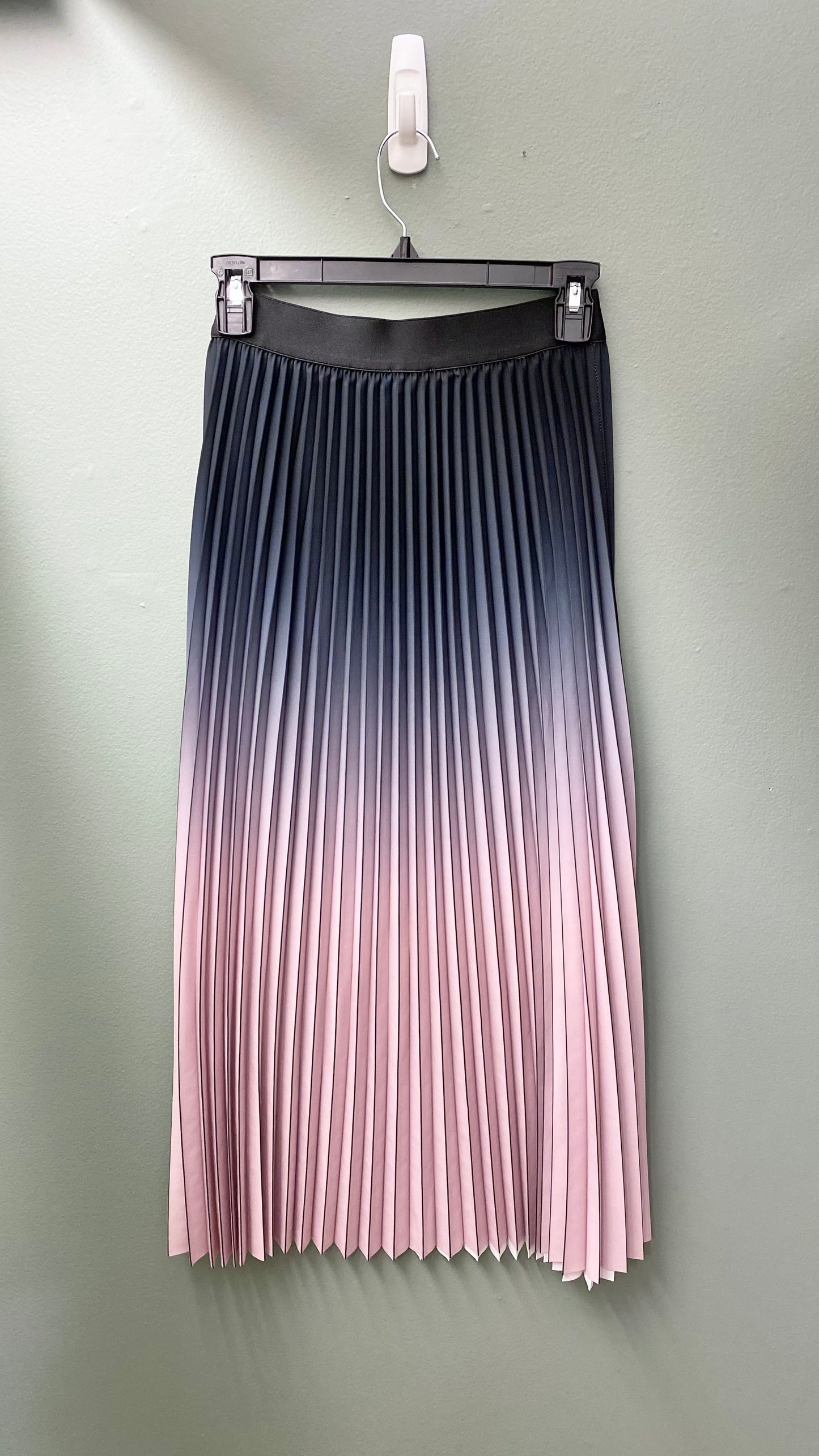 Clearance - WAY Ombré Pleated