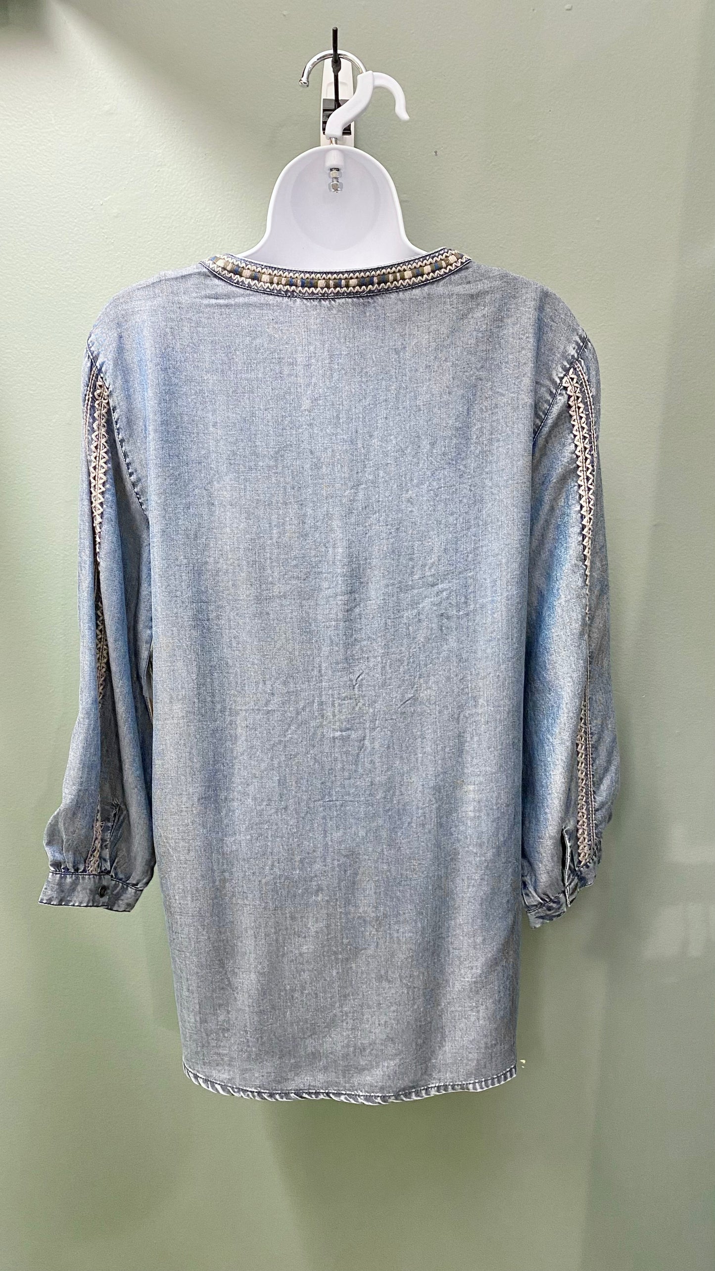 Tru Luxe Embroidered Henley Top