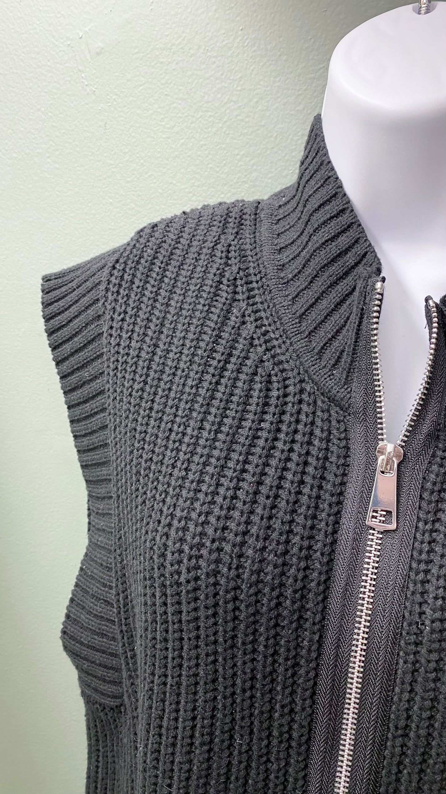 Clearance - Multiples vest
