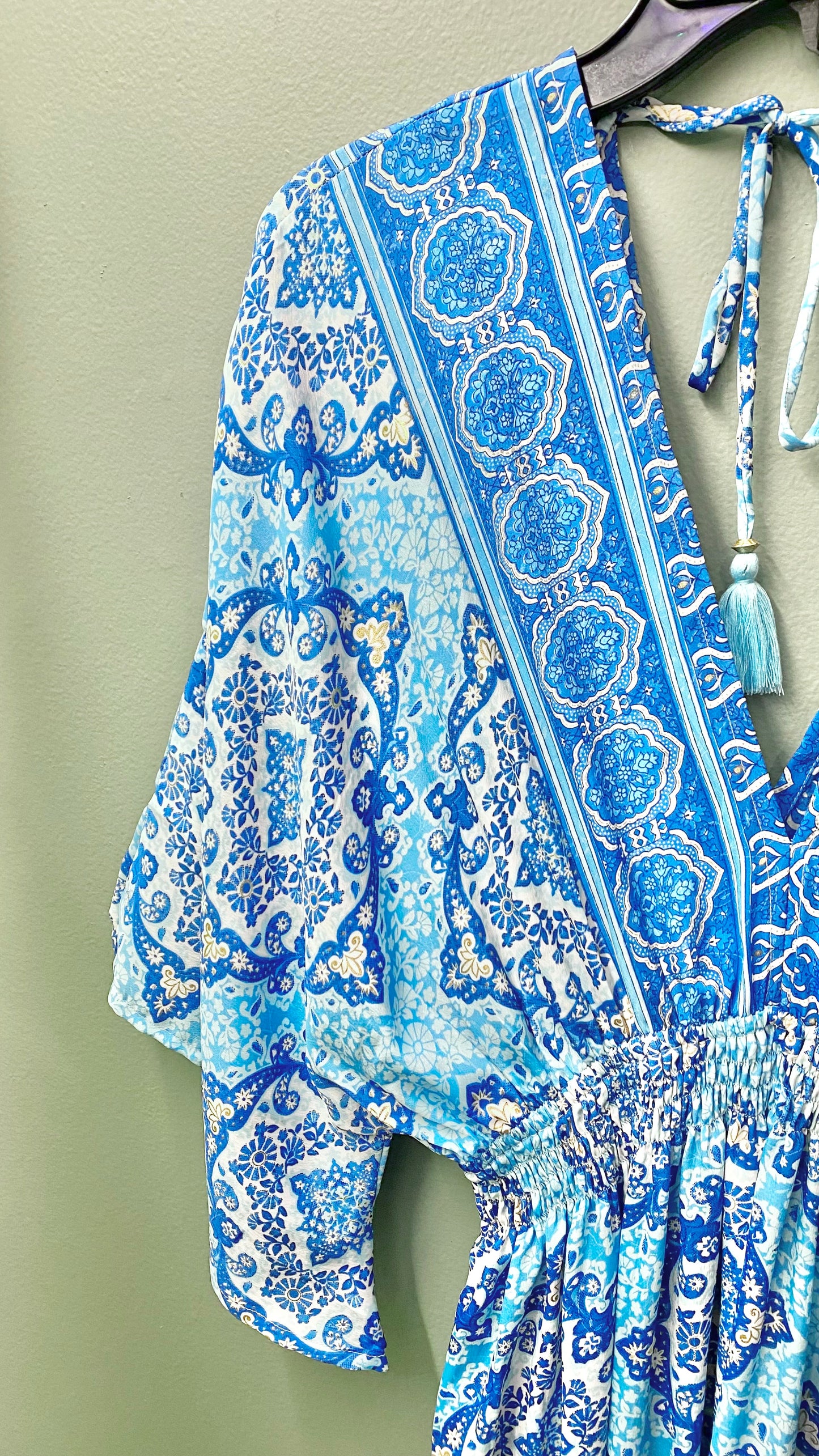 Paani Flutter Sleeve Maxi Dress