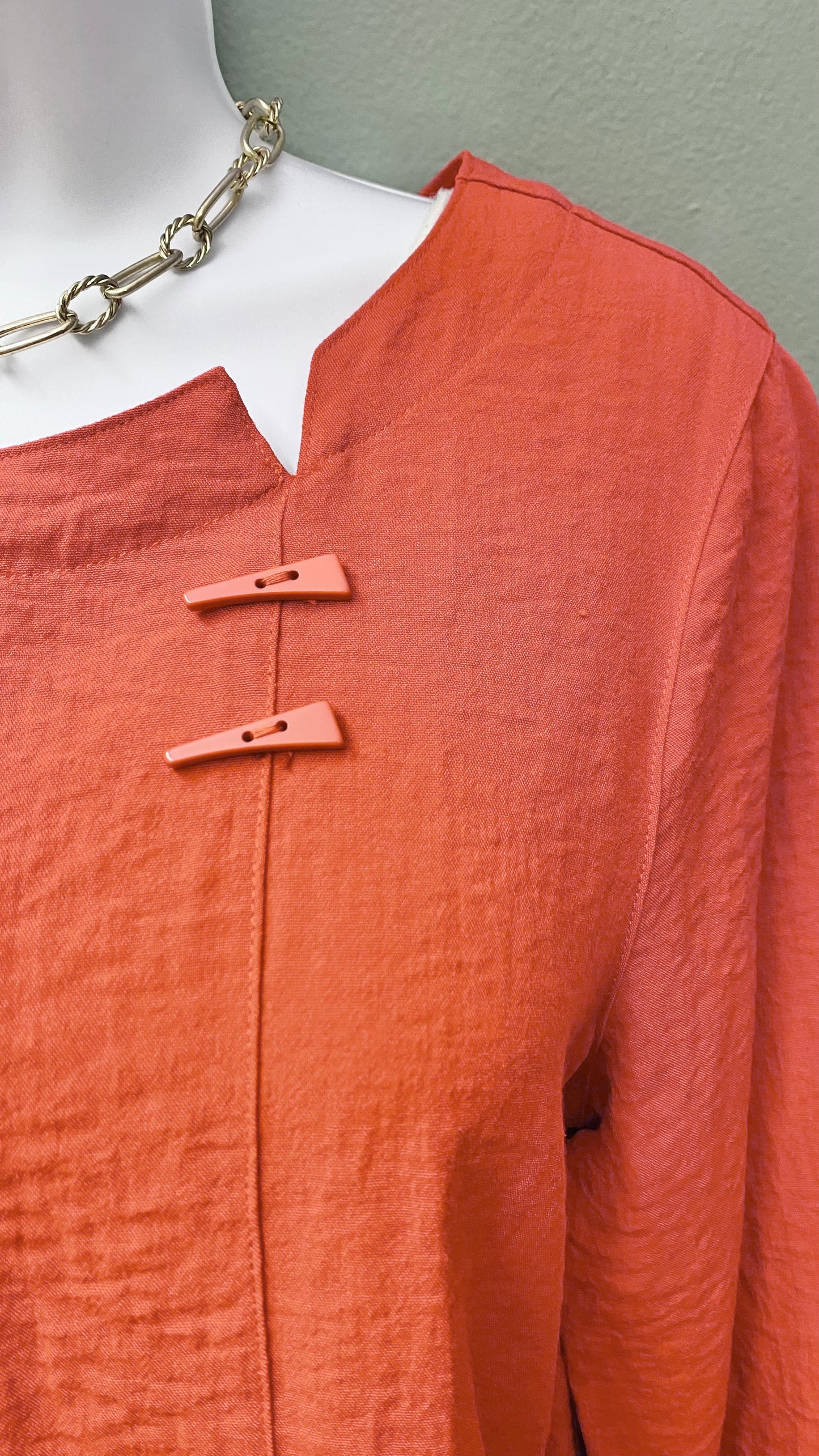 Clearance - Multiples Button-Detailed