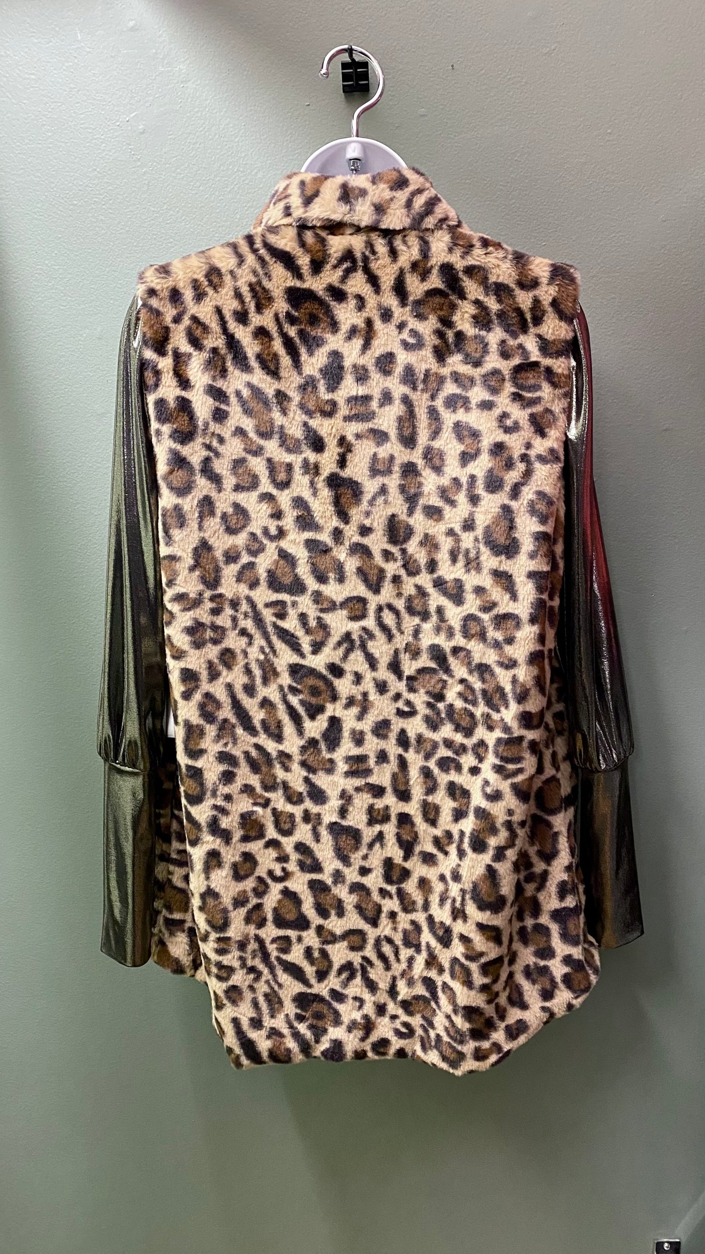 Clearance - Multiples Furry Leopard