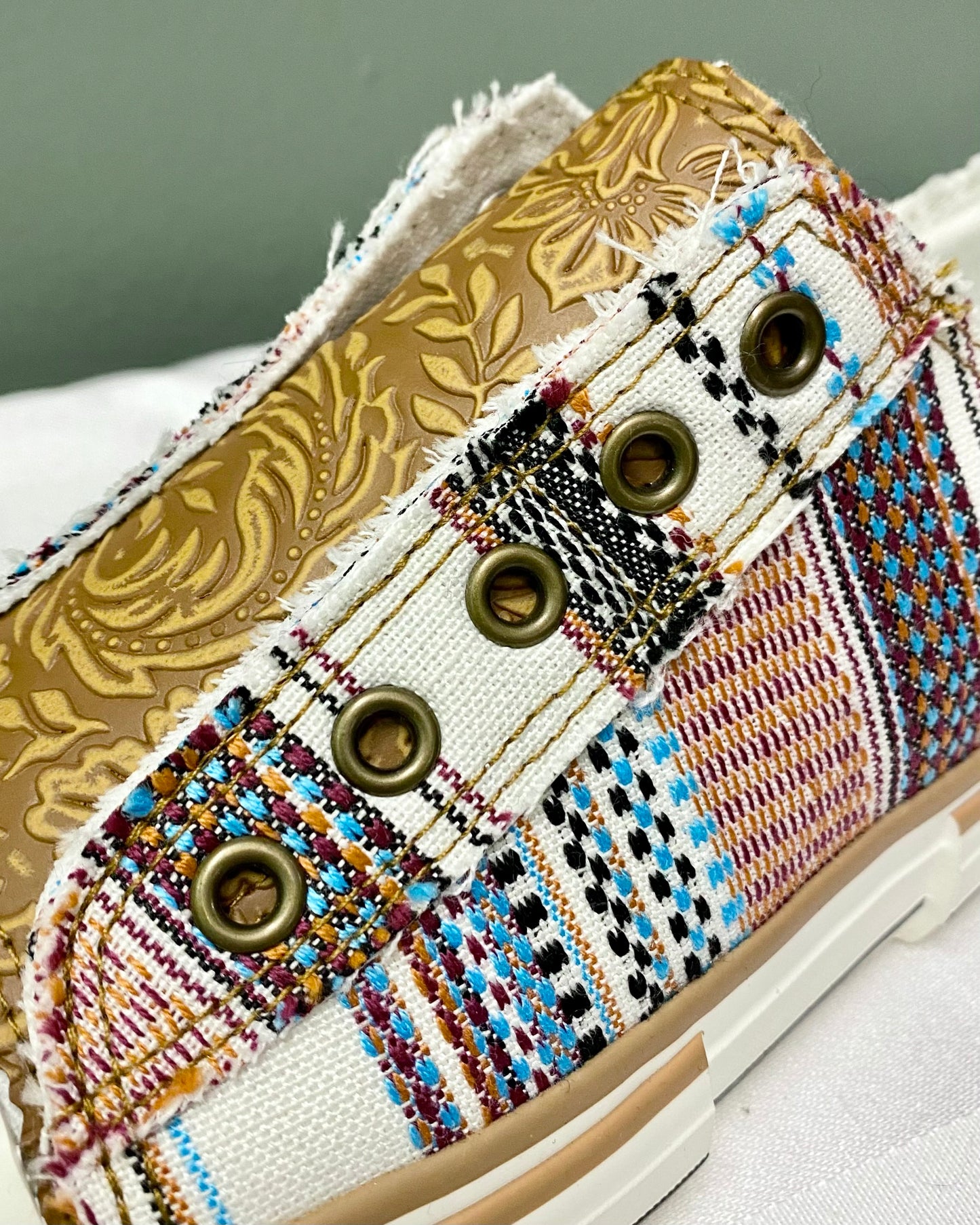 * VeryG Non-Tie Patterned Shoe