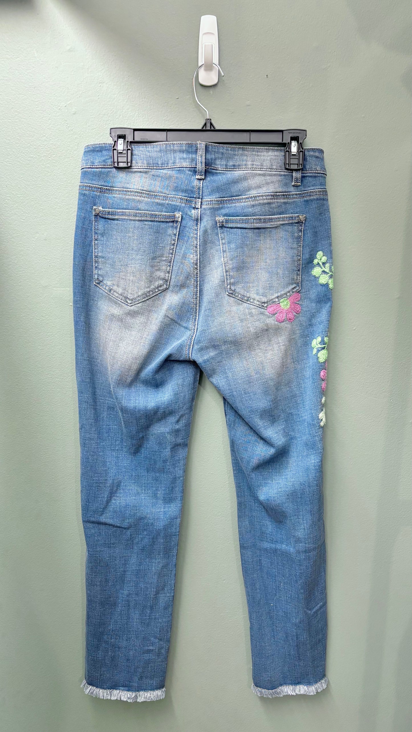 Tru Luxe Crop Embroidered Jean