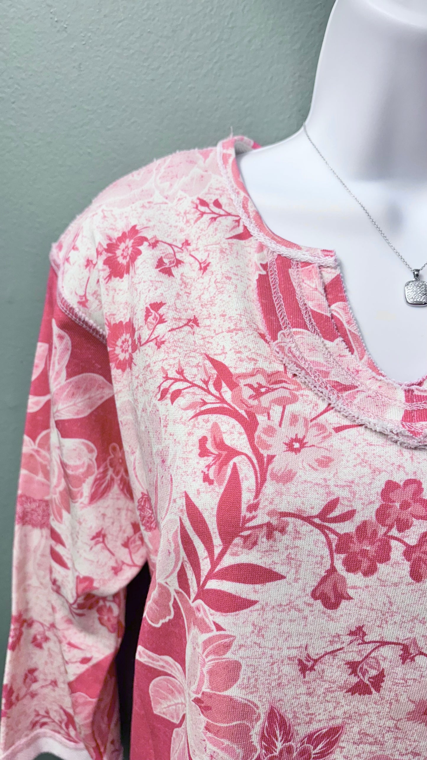 Tru Luxe Pink Floral Print Top