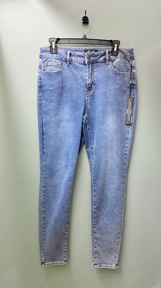 Charlie B 5-Pocket Blue Jean