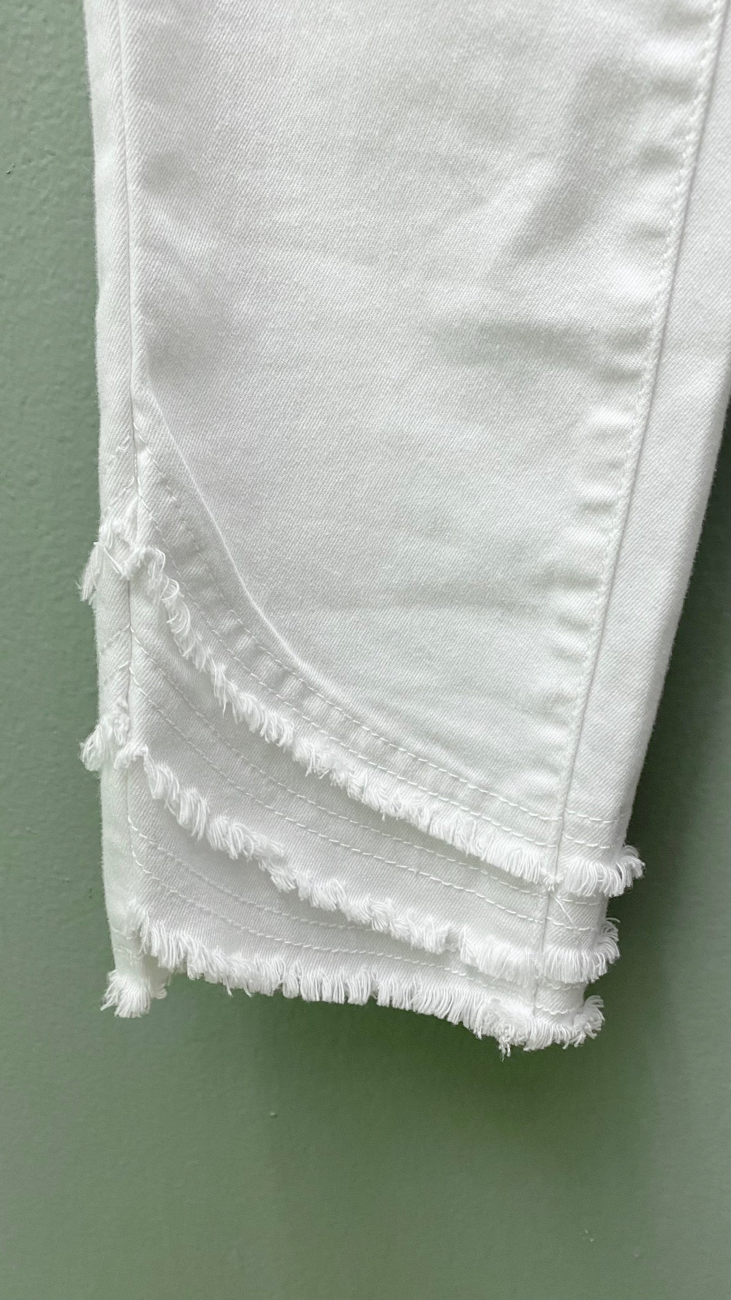 Charlie B Frayed Hem Jean