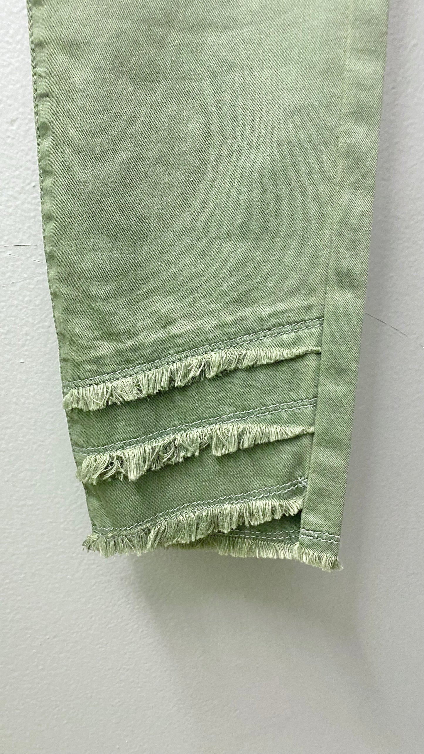 APNY Tiered Frayed Hem Jean