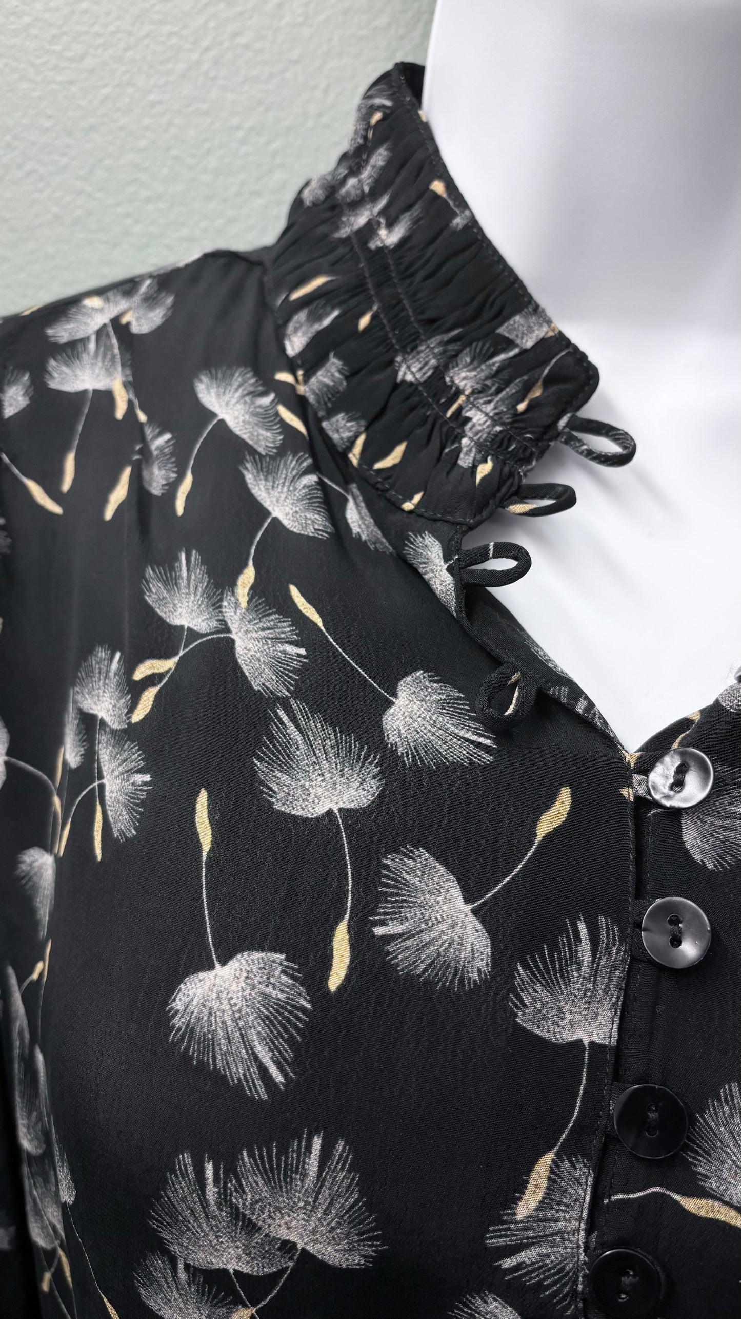 APNY Dandelion Seed Top