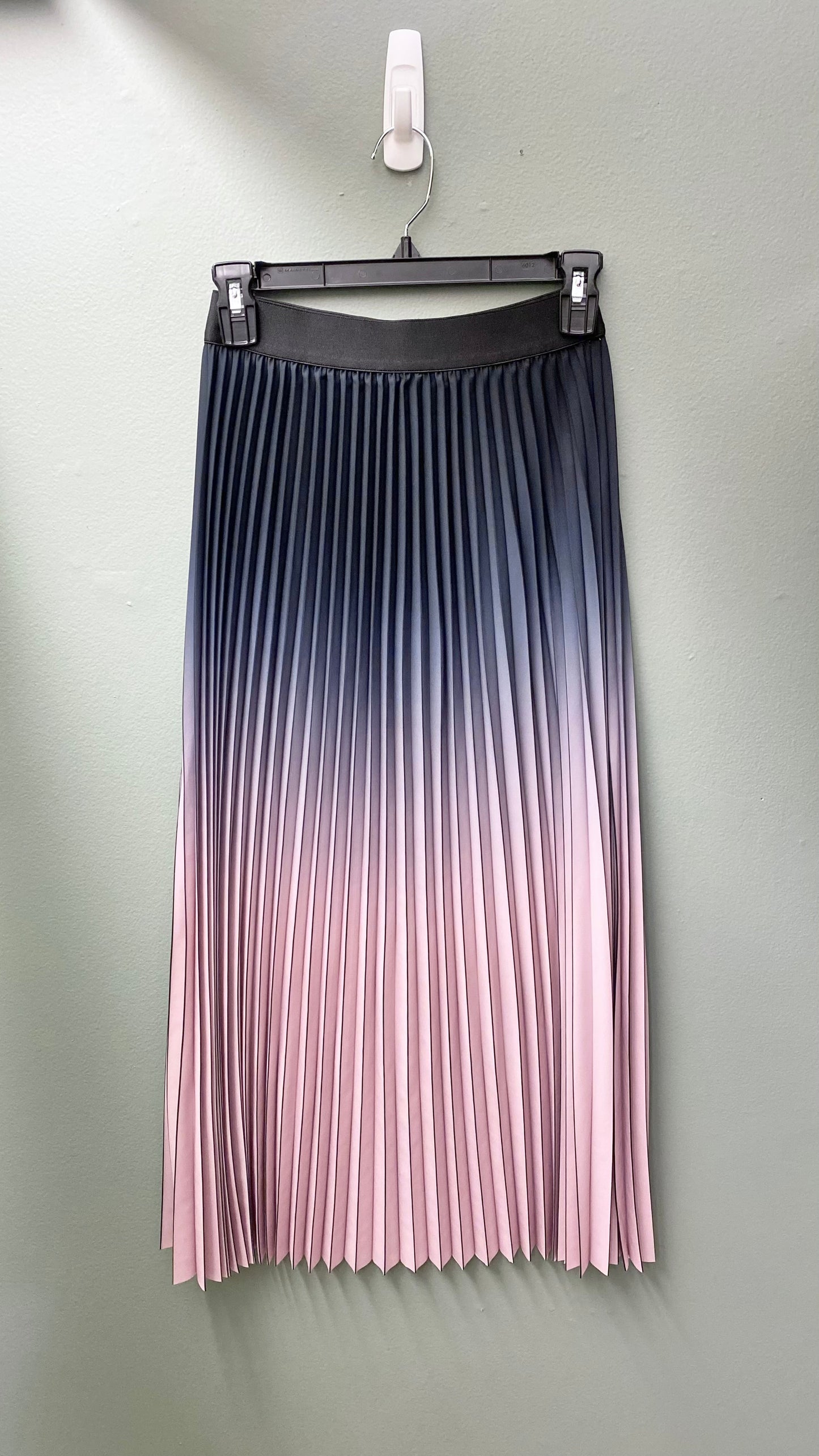 Clearance - WAY Ombré Pleated