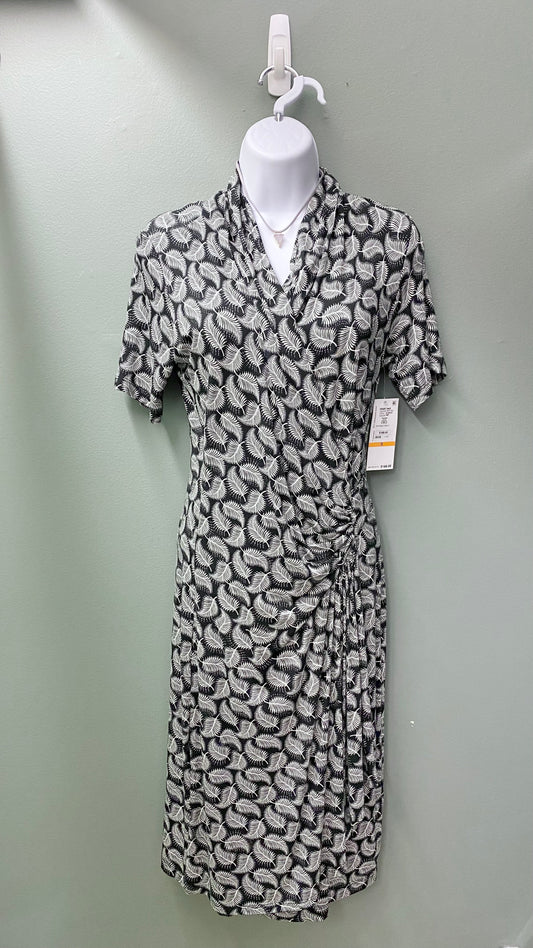 Clearance - Karen Kane Black and White Leaf Pattern
