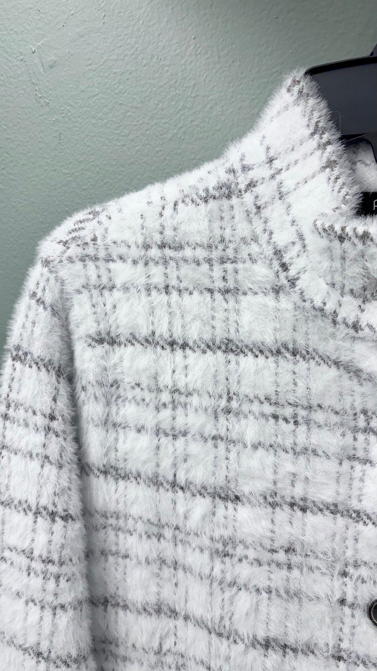 * APNY Cropped Plaid Cozy Cardigan / Jacket