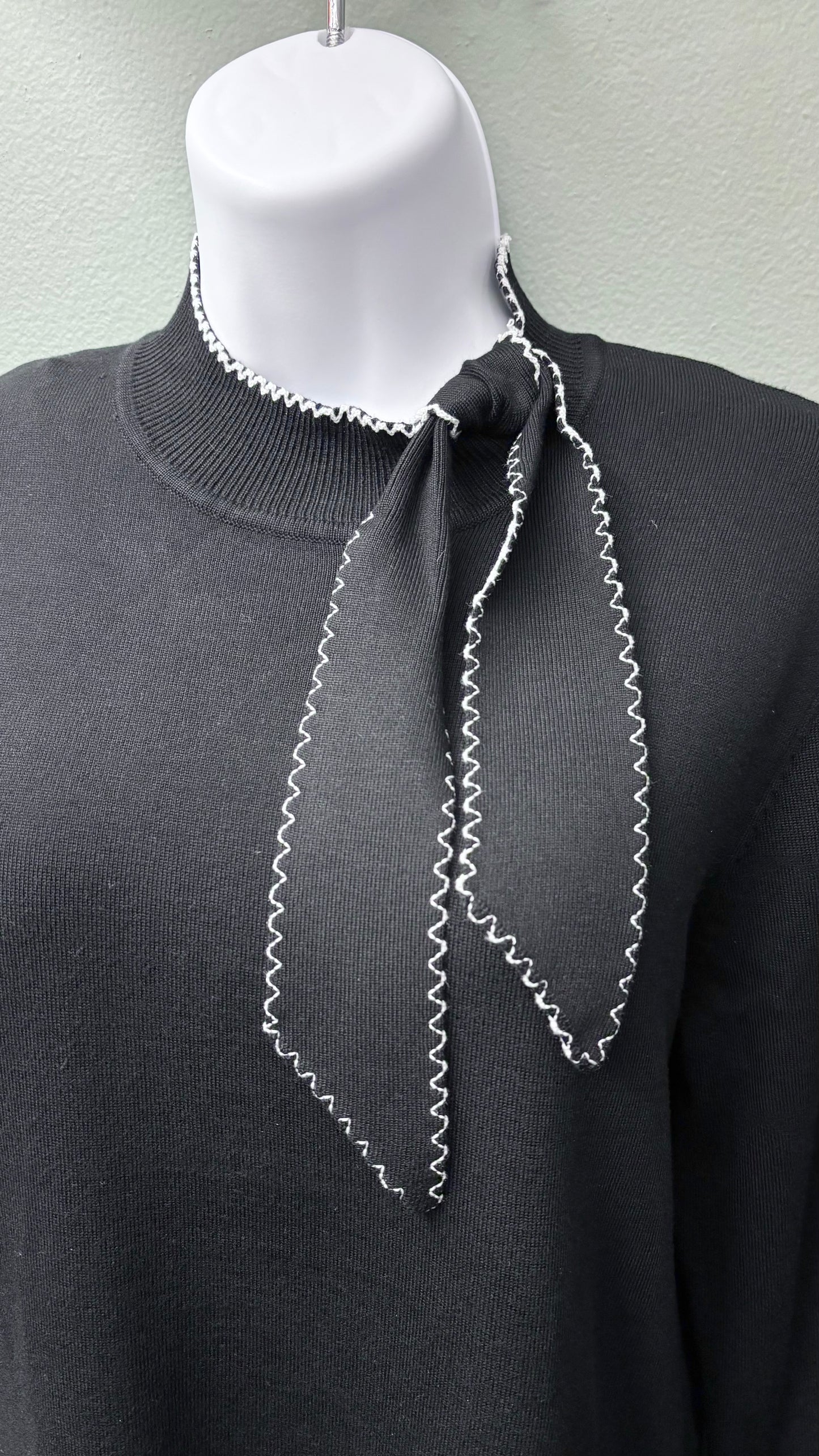 Sunday Black Top with Neck Tie