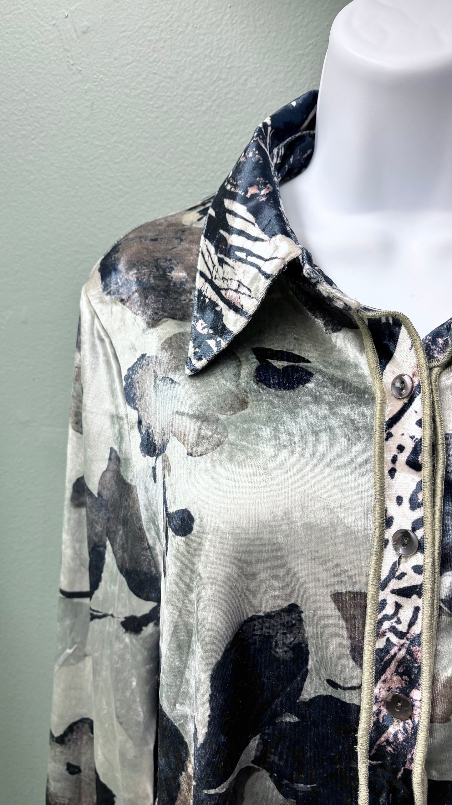 * Kamana Velvet Marble Print Top