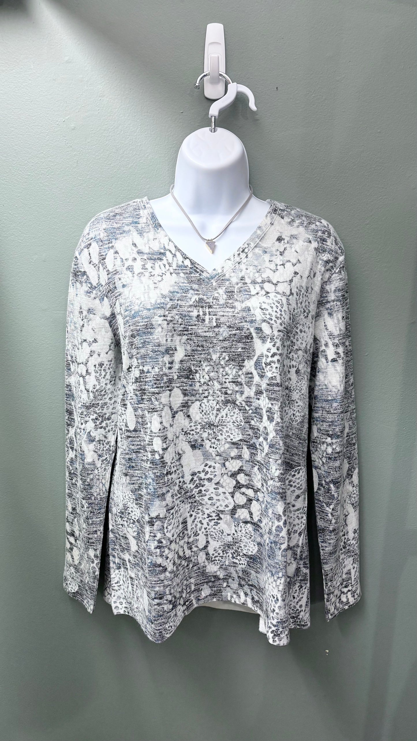 * Kamana Abstract Cloud Print Top