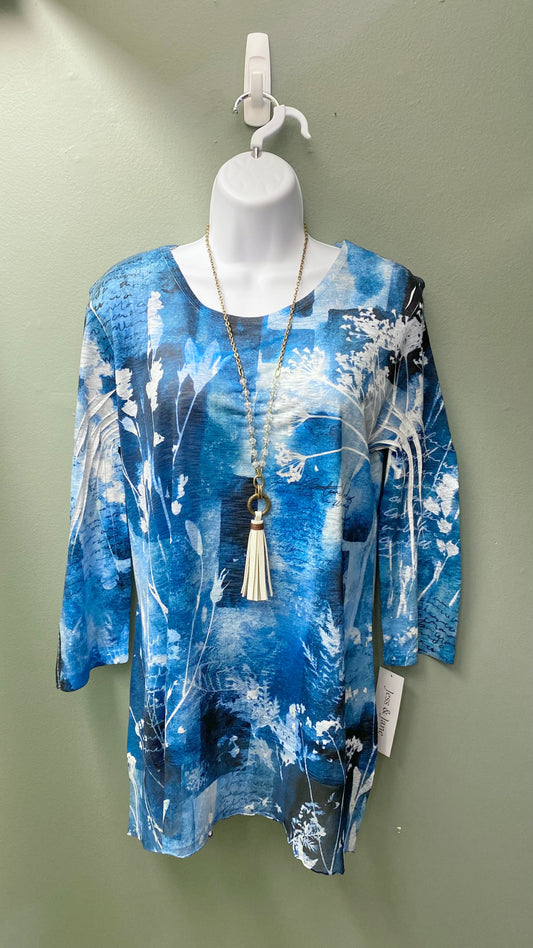 Jess & Jane Blue and White Printed Top