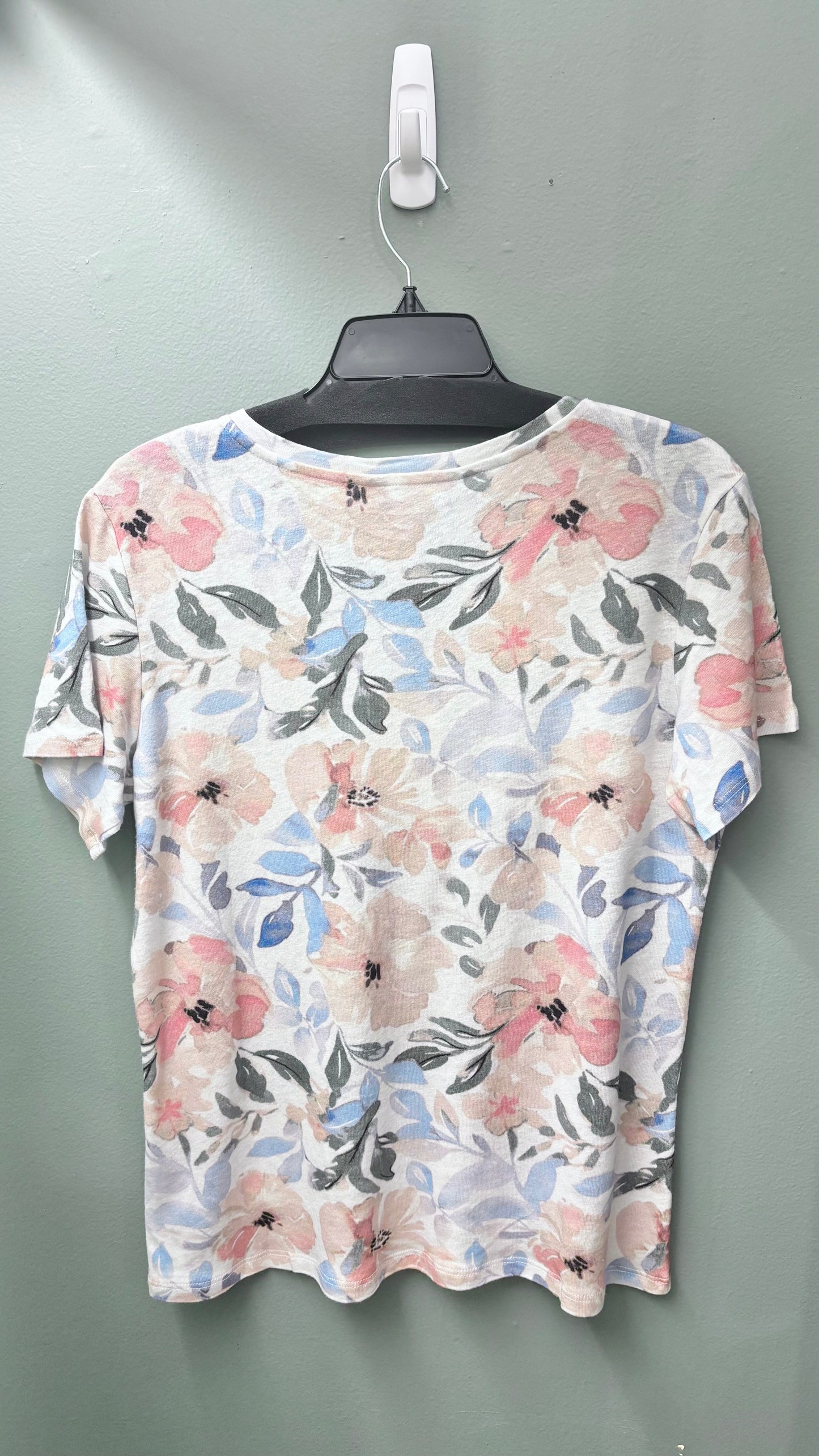 * Charlie B Floral Short Sleeve Top