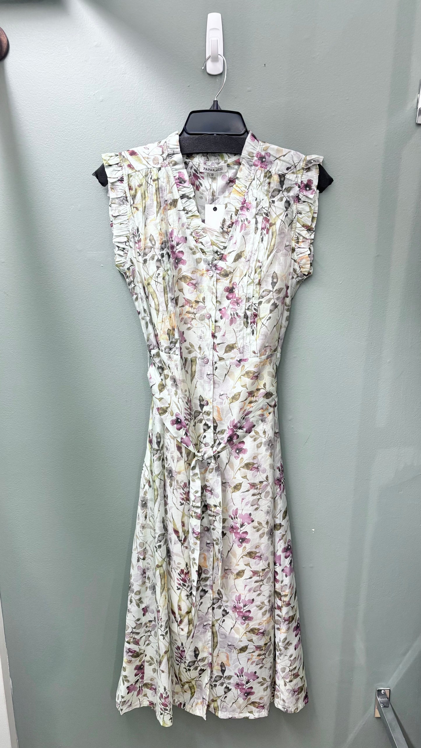 * Paparazzi Ruffle Sleeve Dress
