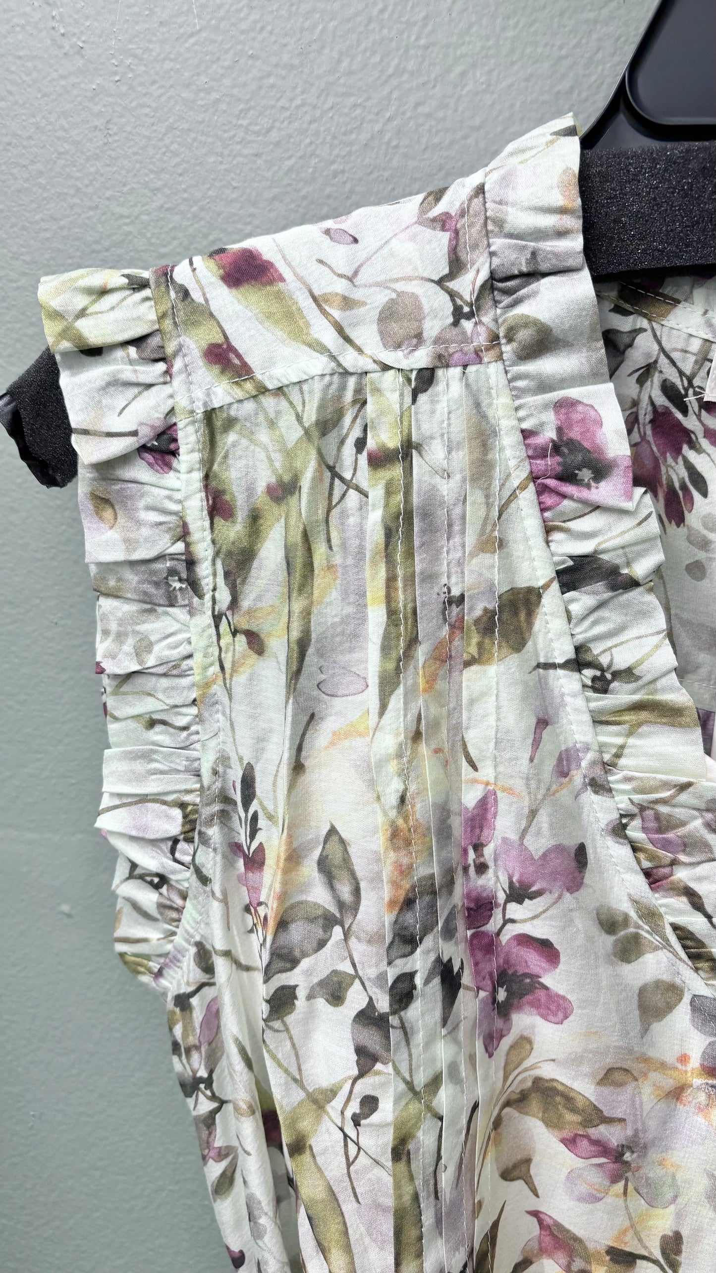 * Paparazzi Ruffle Sleeve Dress