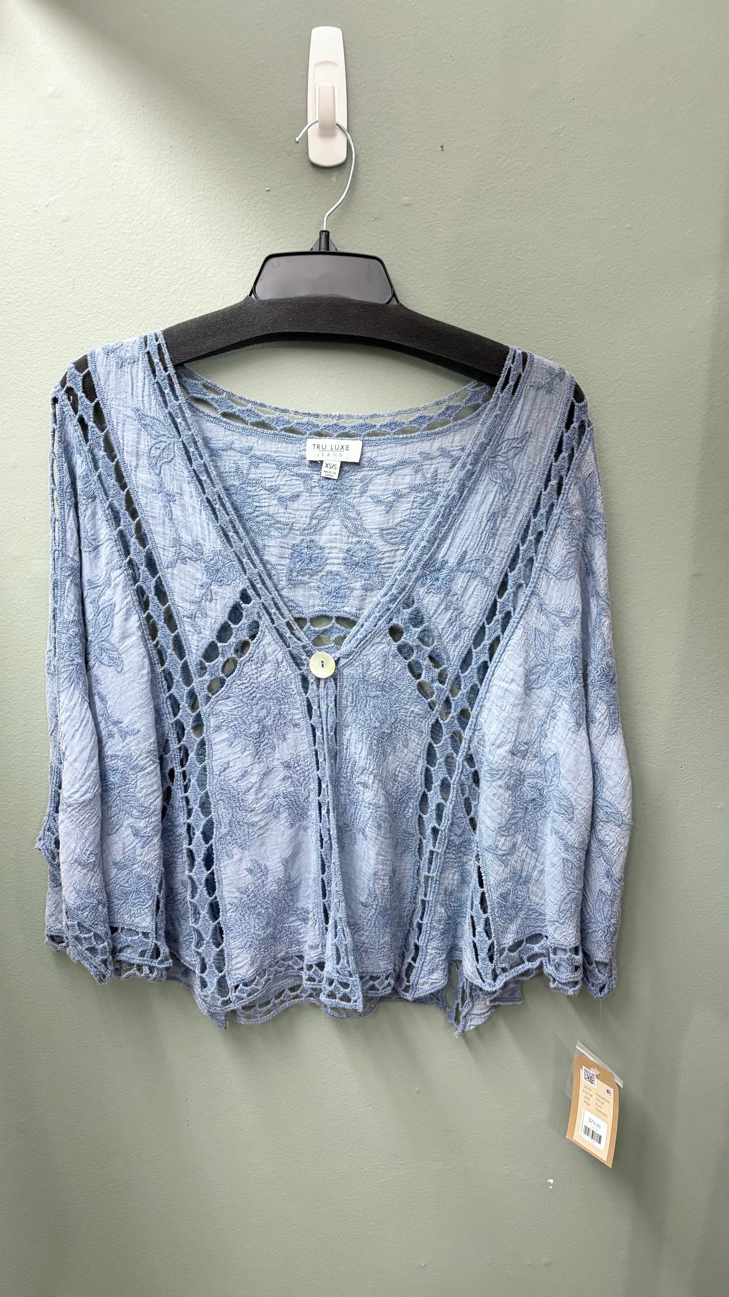* Tru Luxe Embroidered Kimono Top