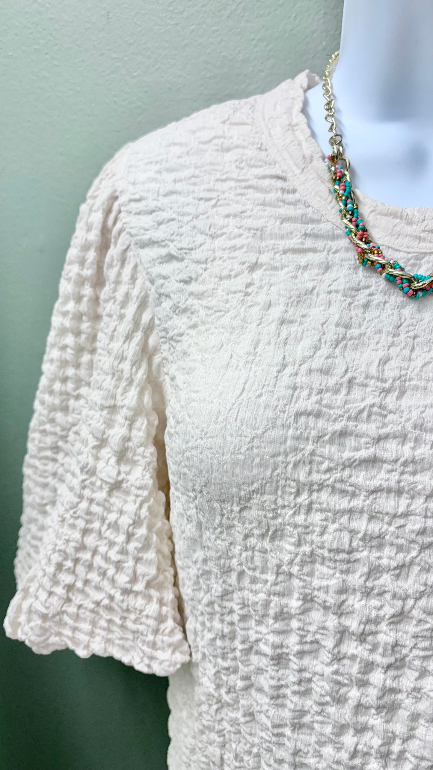 * Karen Kane Textured Puff Sleeve Top