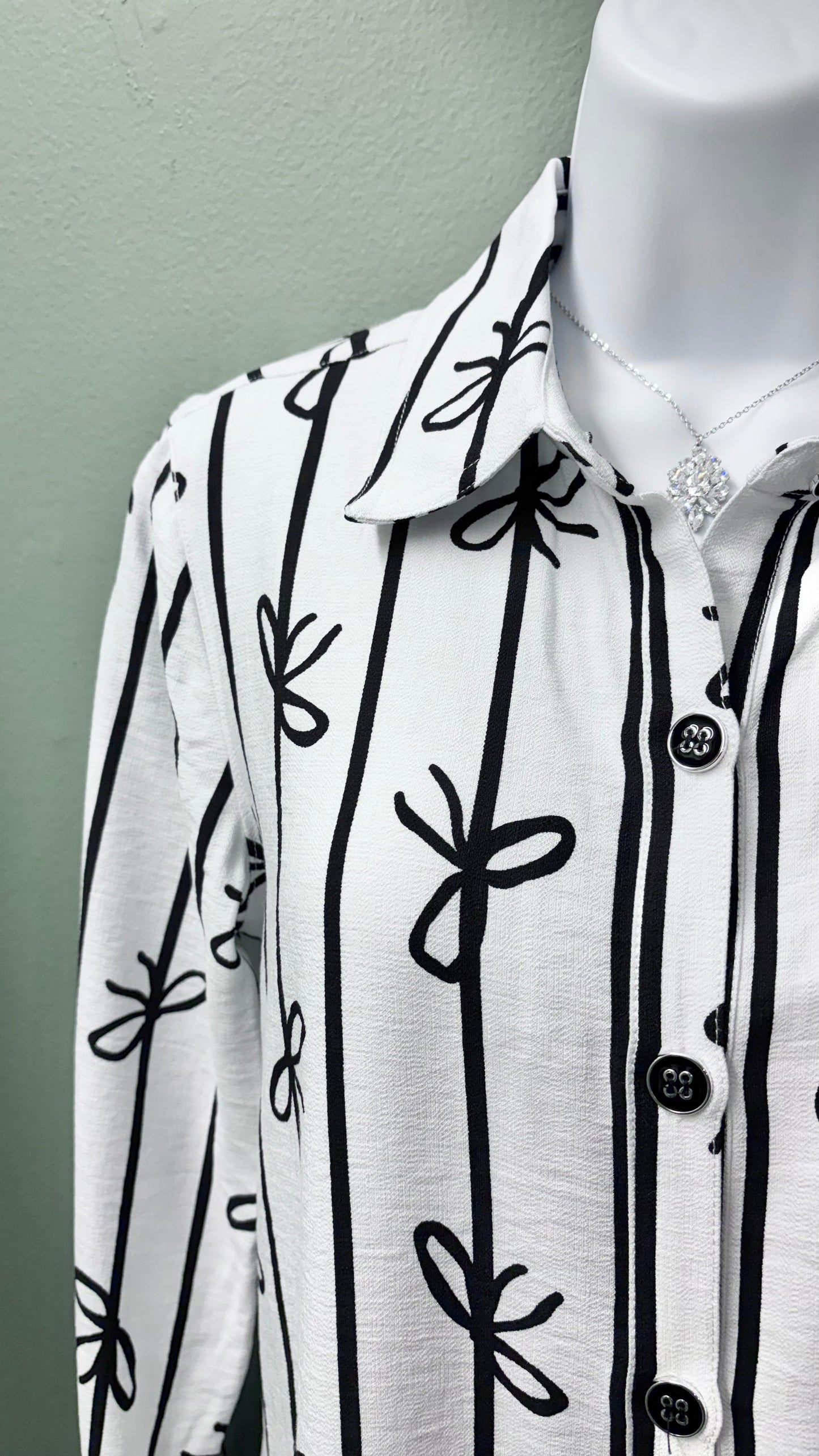 * Multiples Black Bow Print Top