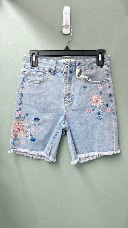 Charlie B Shorts with Embroidery (pants)